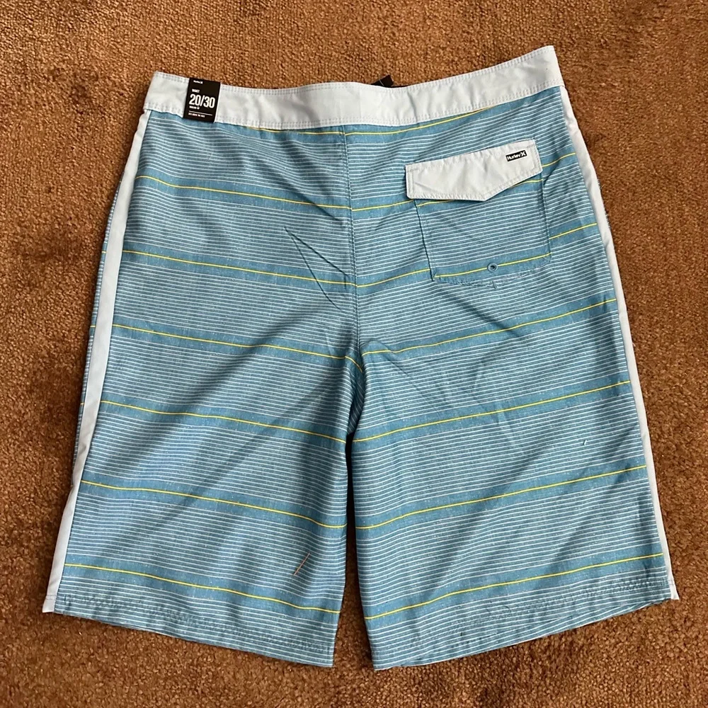 Hurley size 20 blue stripped board beach shorts